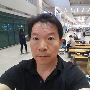 Meet your Posher, Davis